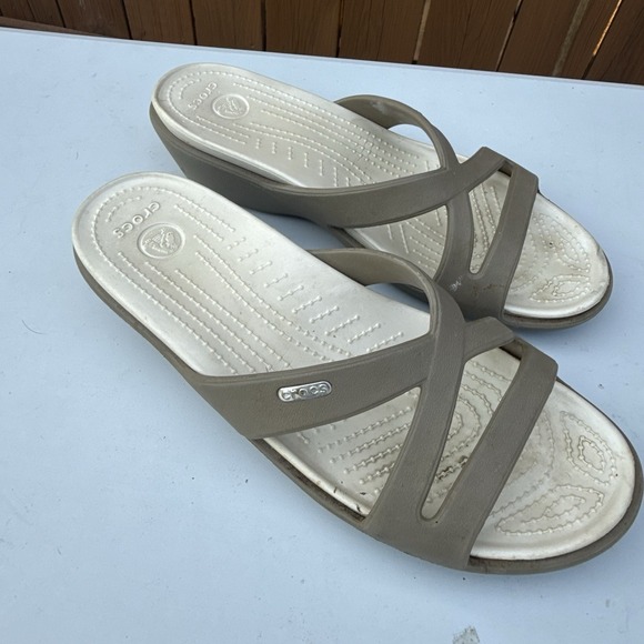 Crocs Patricia II Sandals Wedges Brown / Beige Criss Cross Slides Size W 10 - Picture 1 of 7